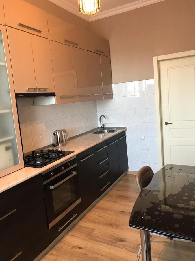 Rustaveli Apartment City Centre Tbilisi Exterior foto